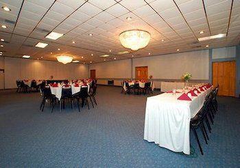 Garden Finger Lakes 3* Newark