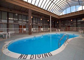Garden Finger Lakes Hotel Newark